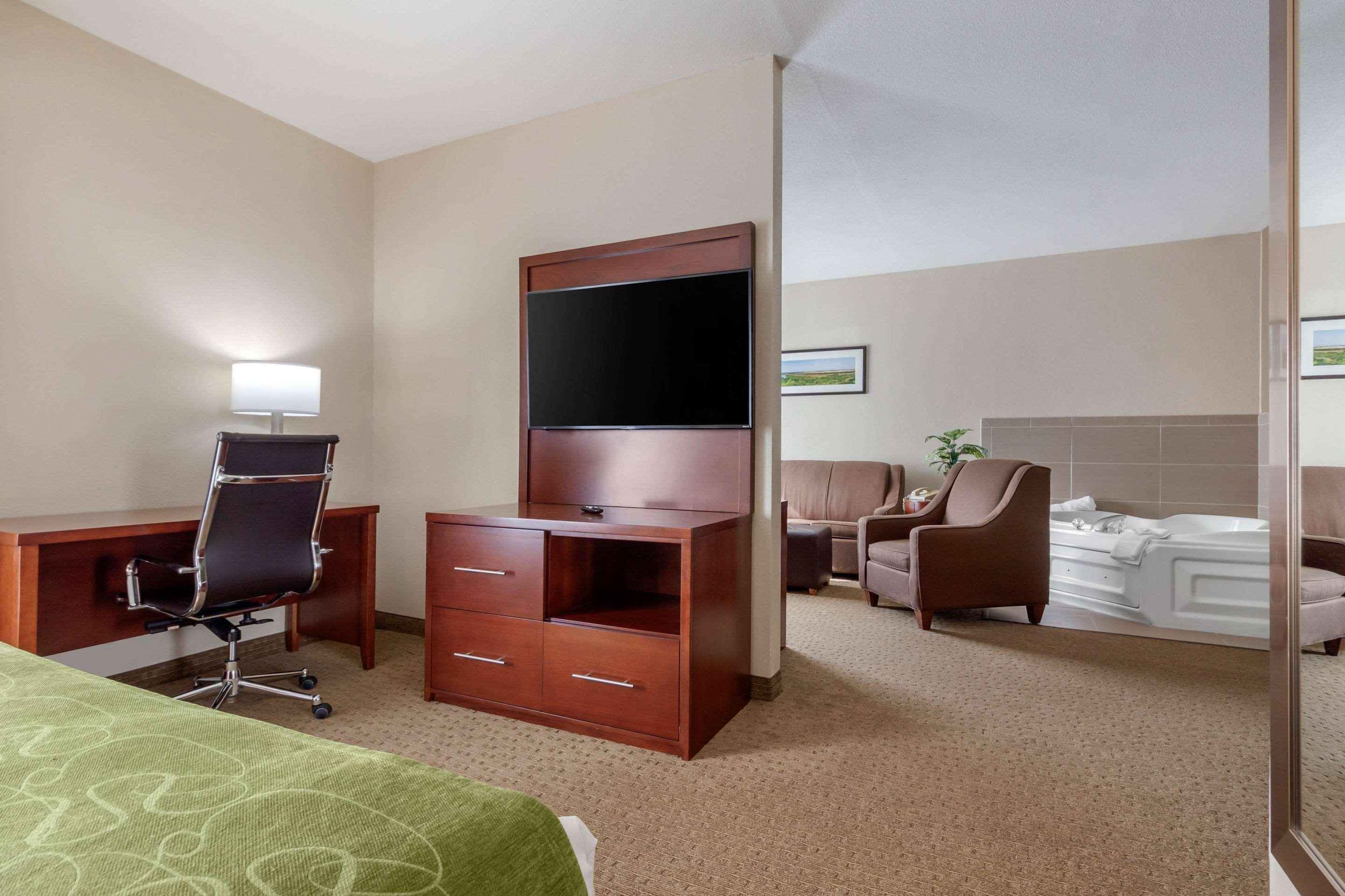 Comfort Suites Omaha East-Council Bluffs Exteriör bild