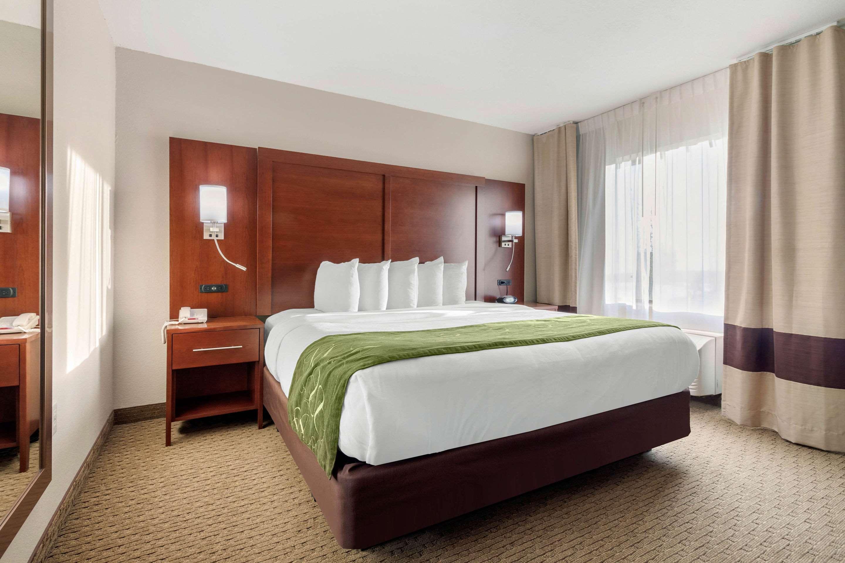 Comfort Suites Omaha East-Council Bluffs Exteriör bild