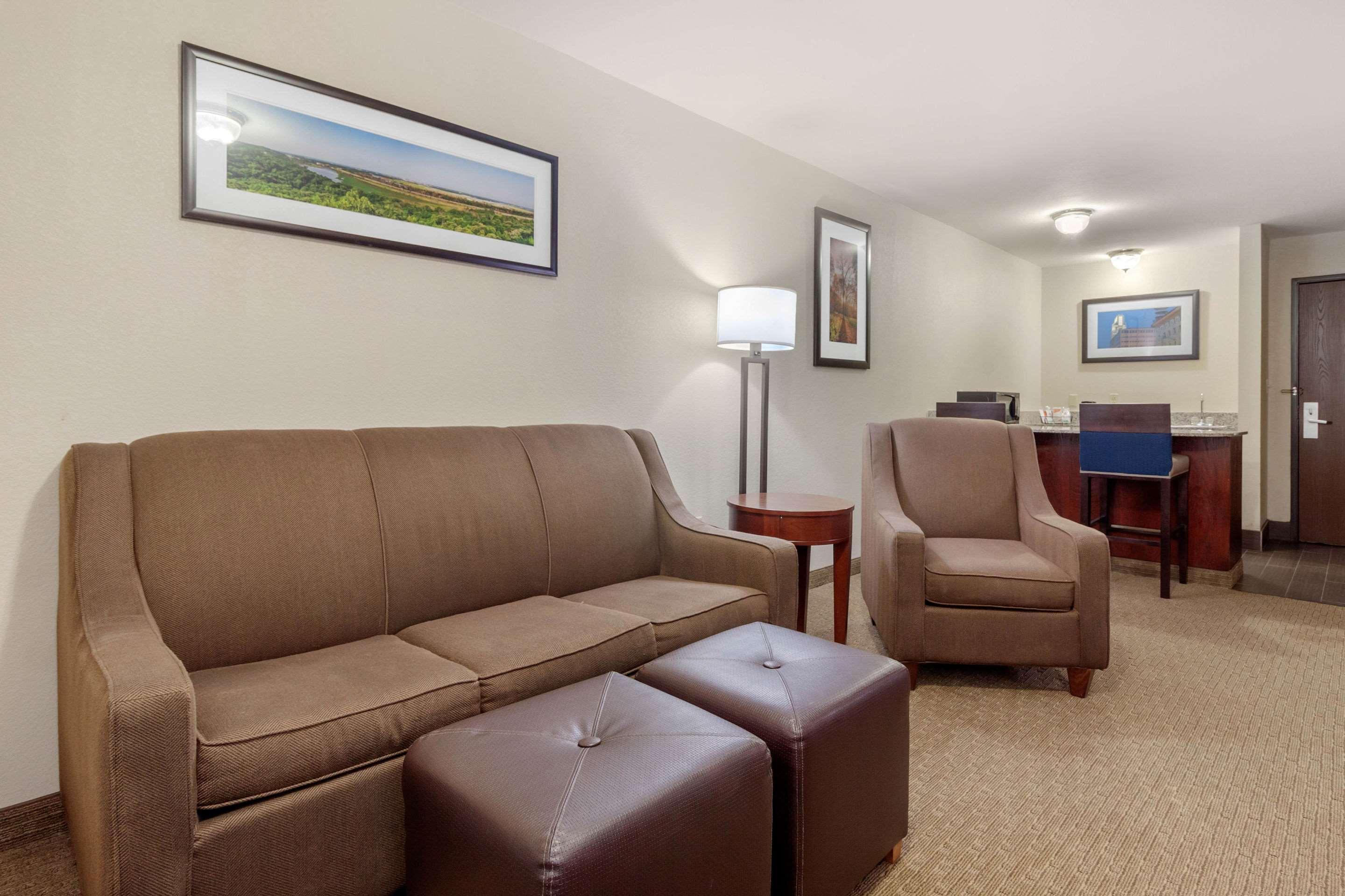 Comfort Suites Omaha East-Council Bluffs Exteriör bild