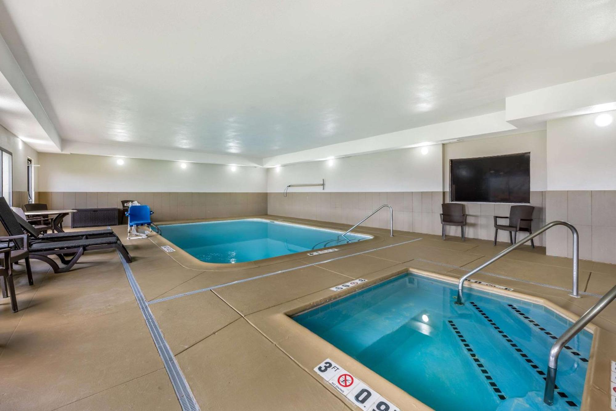 Comfort Suites Omaha East-Council Bluffs Exteriör bild