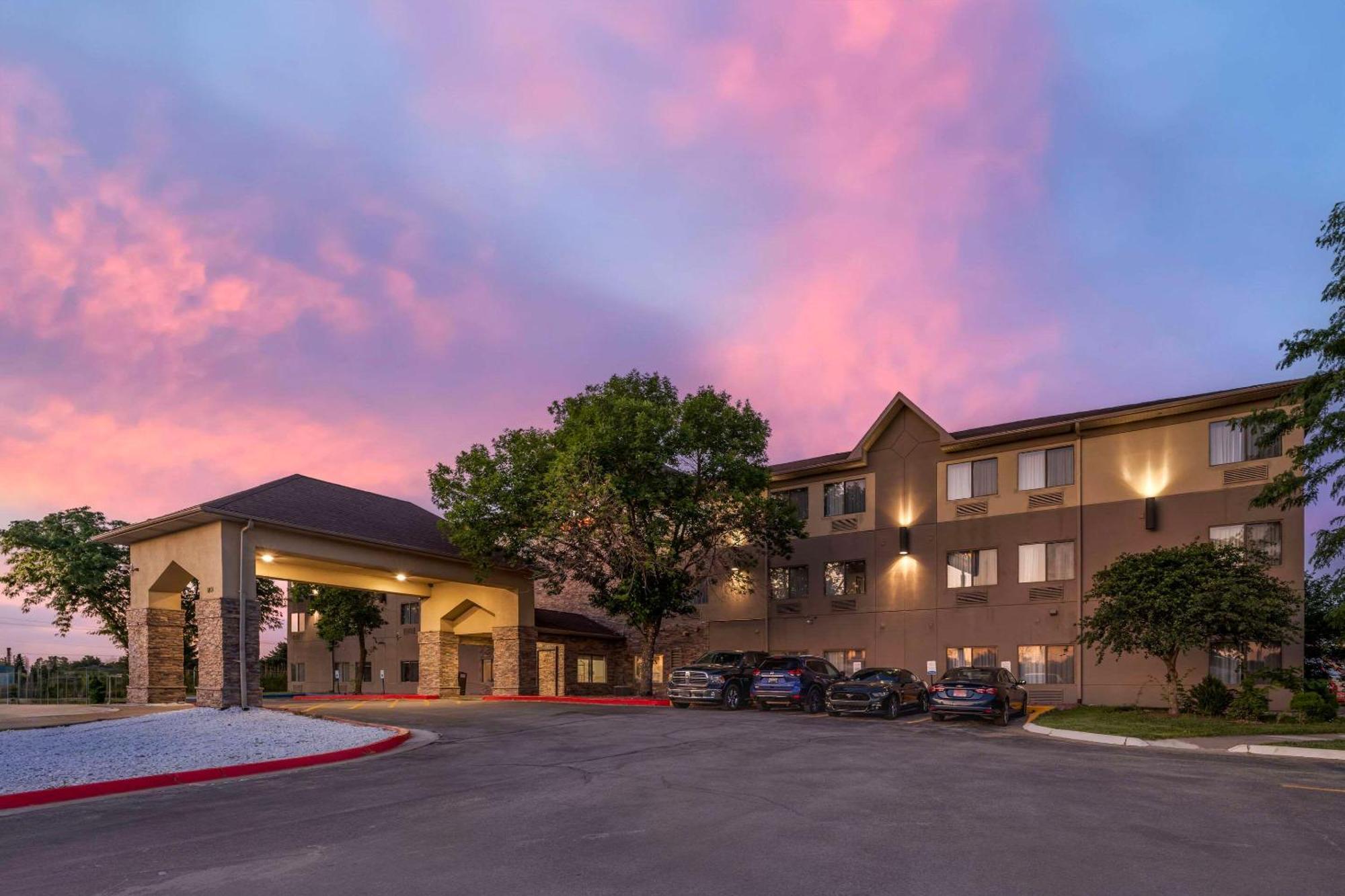 Comfort Suites Omaha East-Council Bluffs Exteriör bild