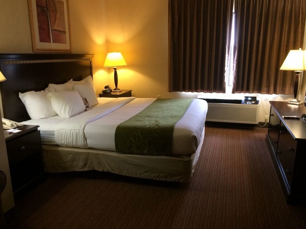 Comfort Suites Omaha East-Council Bluffs Exteriör bild